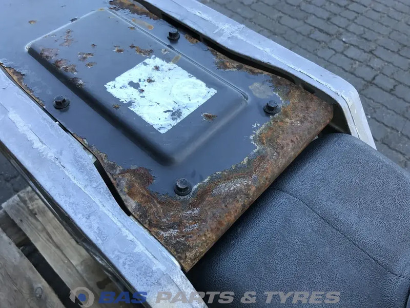 Volvo Volvo AdBlue tank 21219301 - Rezerves daļa - Kravas automašīna: foto 5 Volvo Volvo AdBlue tank 21219301 - Rezerves daļa - Kravas automašīna: foto 5