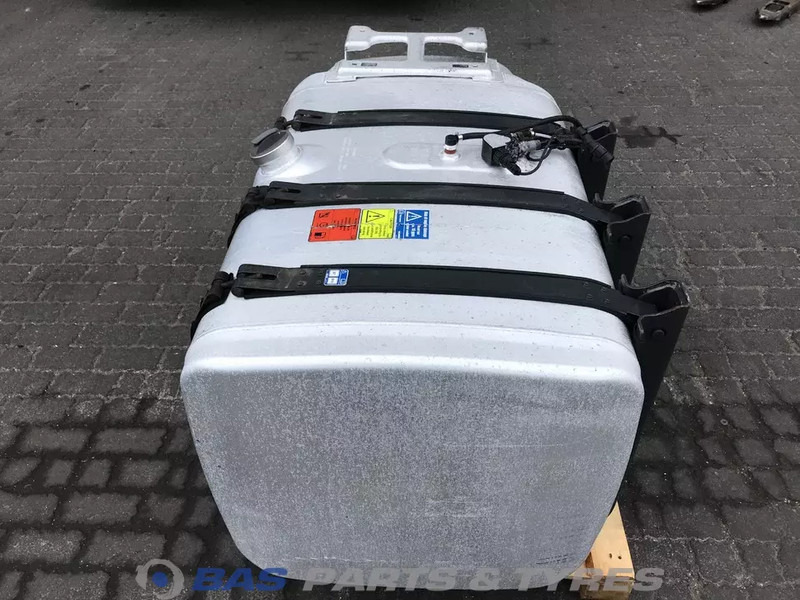 Scania Brandstoftank Scania 540 Liter 1887755 - Degvielas tvertne - Kravas automašīna: foto 2 Scania Brandstoftank Scania 540 Liter 1887755 - Degvielas tvertne - Kravas automašīna: foto 2
