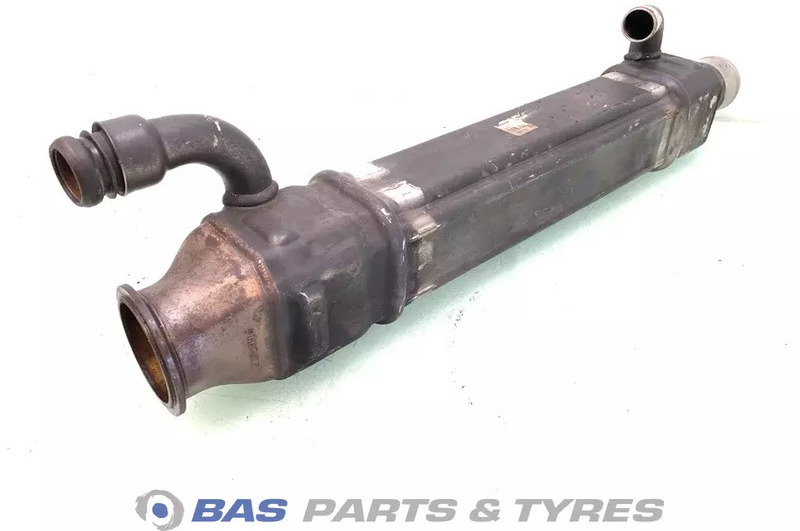 Scania EGR koeler Scania 2074600 - EGR dzesētājs - Kravas automašīna: foto 2 Scania EGR koeler Scania 2074600 - EGR dzesētājs - Kravas automašīna: foto 2