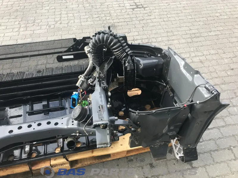 Scania G-Serie Voorbumper compleet Scania 1949888 - Buferis - Kravas automašīna: foto 5 Scania G-Serie Voorbumper compleet Scania 1949888 - Buferis - Kravas automašīna: foto 5