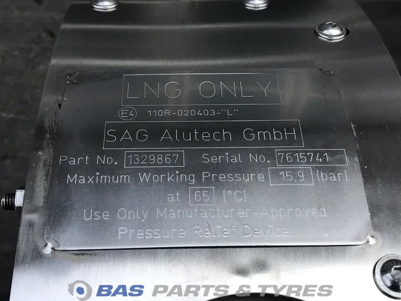 Scania LNG tank Scania 340 Liter 1776103 - Degvielas tvertne - Kravas automašīna: foto 5 Scania LNG tank Scania 340 Liter 1776103 - Degvielas tvertne - Kravas automašīna: foto 5