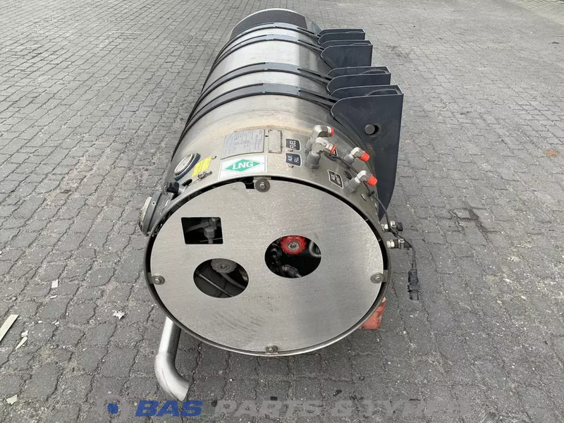 Scania LNG tank Scania 406 Liter 1776103 - Degvielas tvertne - Kravas automašīna: foto 4 Scania LNG tank Scania 406 Liter 1776103 - Degvielas tvertne - Kravas automašīna: foto 4