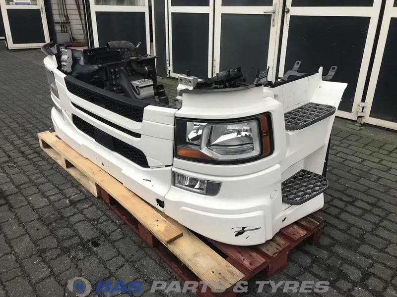 Scania P-Serie NextGen Bumper Scania 2307678 - Buferis - Kravas automašīna: foto 2 Scania P-Serie NextGen Bumper Scania 2307678 - Buferis - Kravas automašīna: foto 2