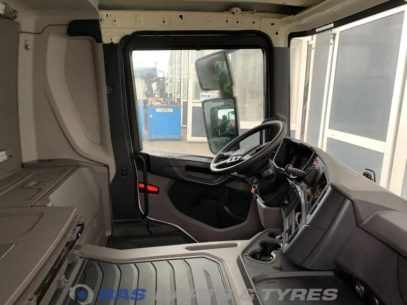 Scania P-Serie NextGen Scania CP-17 Low L2H1 2044936 - Kabīne un interjers - Kravas automašīna: foto 5 Scania P-Serie NextGen Scania CP-17 Low L2H1 2044936 - Kabīne un interjers - Kravas automašīna: foto 5