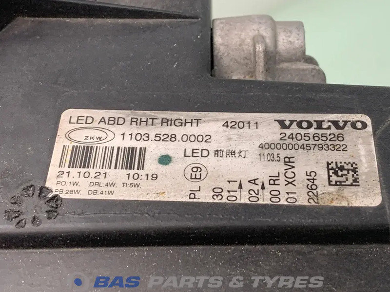 Volvo FH16 (FH5) Koplamp Rechts 22656780 - Tuvās gaismas - Kravas automašīna: foto 3 Volvo FH16 (FH5) Koplamp Rechts 22656780 - Tuvās gaismas - Kravas automašīna: foto 3