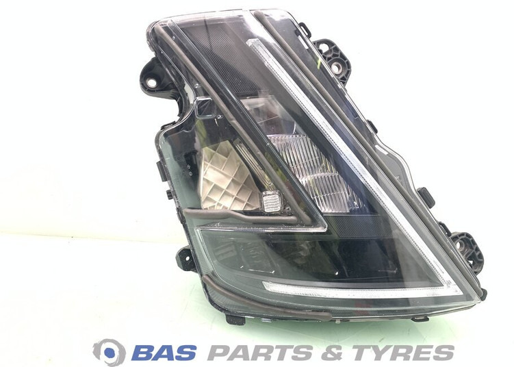 Volvo FH16 (FH5) Koplamp Rechts 22656780 - Tuvās gaismas - Kravas automašīna: foto 1 Volvo FH16 (FH5) Koplamp Rechts 22656780 - Tuvās gaismas - Kravas automašīna: foto 1