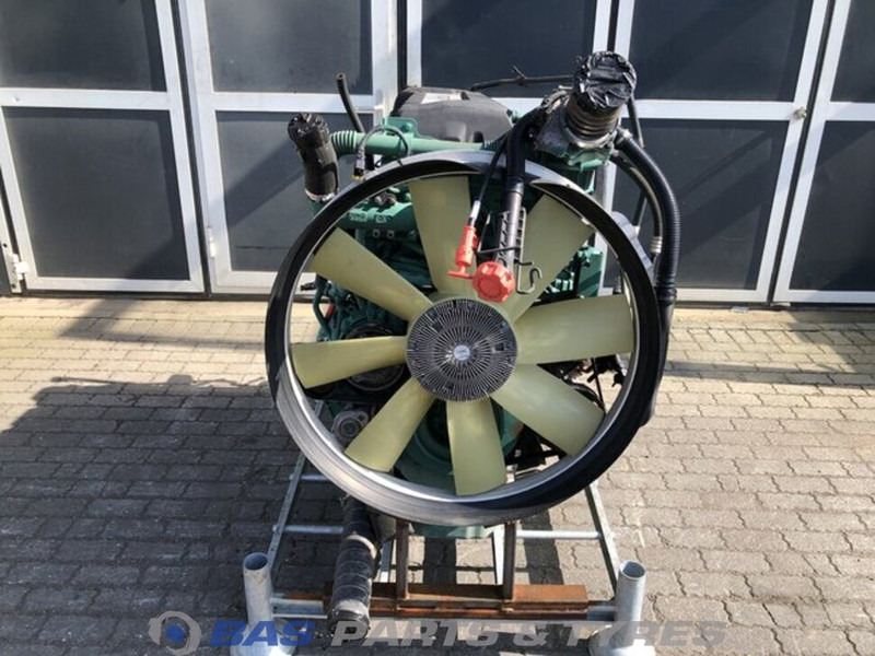 Volvo FH4 Motor Volvo D13K 420 K4 20482874 - Dzinējs - Kravas automašīna: foto 4 Volvo FH4 Motor Volvo D13K 420 K4 20482874 - Dzinējs - Kravas automašīna: foto 4