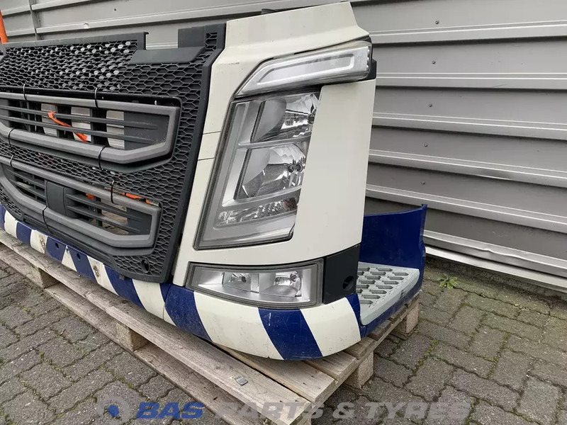 Volvo FH4 - Buferis - Kravas automašīna: foto 2 Volvo FH4 - Buferis - Kravas automašīna: foto 2