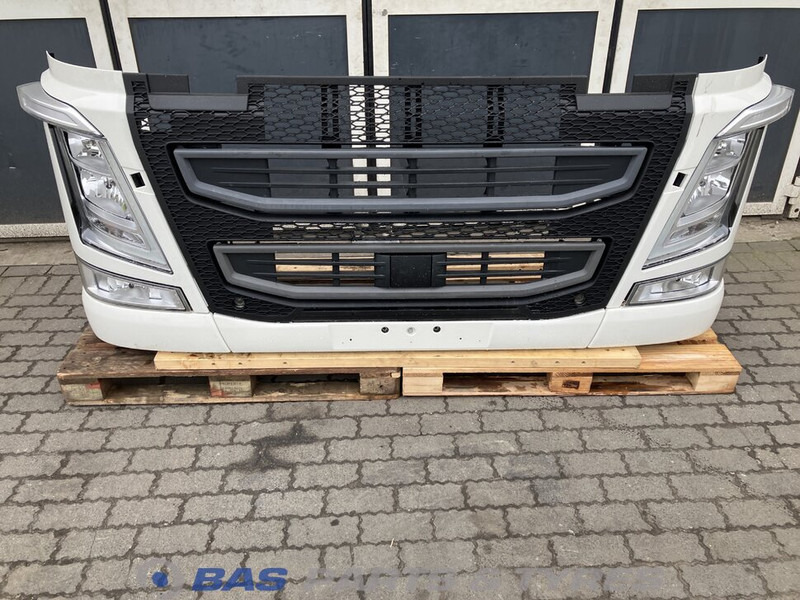 Volvo FH4 - Buferis - Kravas automašīna: foto 1 Volvo FH4 - Buferis - Kravas automašīna: foto 1
