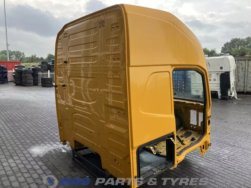 Volvo FH4 Volvo Globetrotter XL L2H3 82271702 - Kabīne un interjers - Kravas automašīna: foto 3 Volvo FH4 Volvo Globetrotter XL L2H3 82271702 - Kabīne un interjers - Kravas automašīna: foto 3