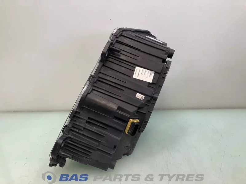 Volvo FH4B Koplamp Rechts 23752671 - Tuvās gaismas - Kravas automašīna: foto 2 Volvo FH4B Koplamp Rechts 23752671 - Tuvās gaismas - Kravas automašīna: foto 2