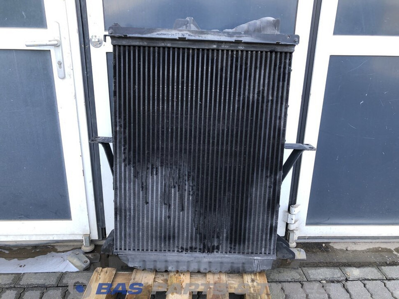 Volvo FM2 Koelerpakket Volvo D11C 450 85000016 - Radiators - Kravas automašīna: foto 2 Volvo FM2 Koelerpakket Volvo D11C 450 85000016 - Radiators - Kravas automašīna: foto 2