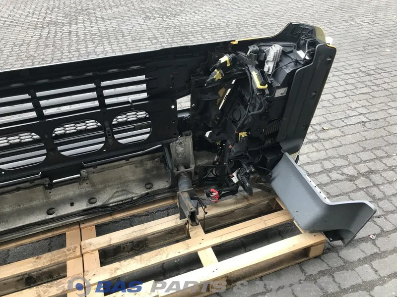 Volvo FM4 Bumper Volvo 21963534 - Buferis - Kravas automašīna: foto 5 Volvo FM4 Bumper Volvo 21963534 - Buferis - Kravas automašīna: foto 5