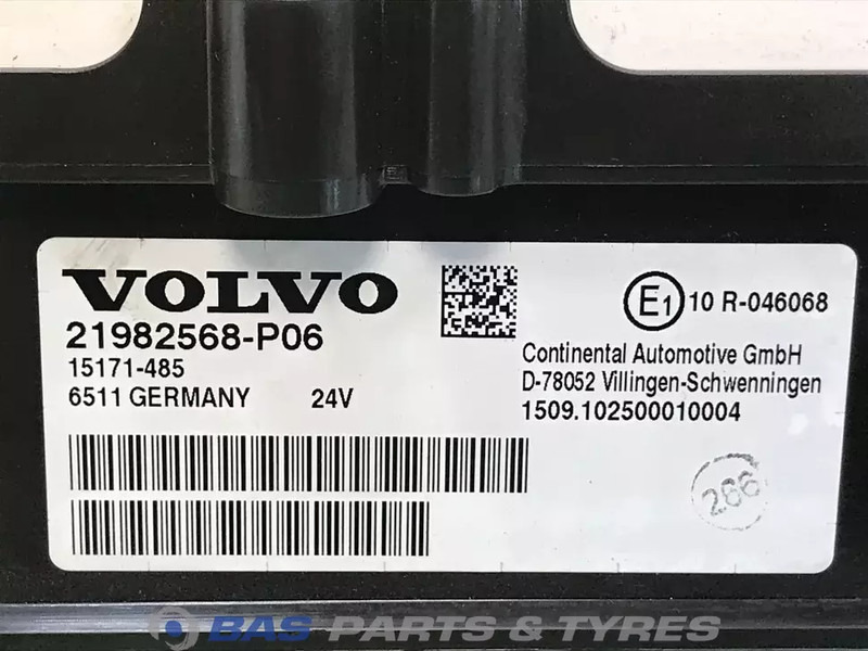 Volvo FM4 - Mērinstrumentu panelis - Kravas automašīna: foto 3 Volvo FM4 - Mērinstrumentu panelis - Kravas automašīna: foto 3
