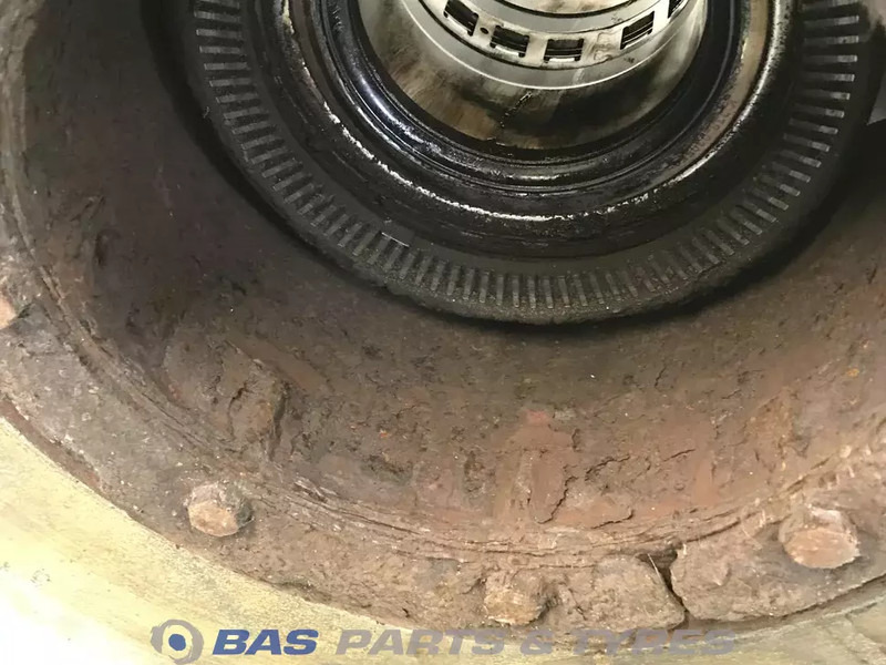 Volvo Naaf Achteras 435 mm Massief 85107753 - Rumba - Kravas automašīna: foto 2 Volvo Naaf Achteras 435 mm Massief 85107753 - Rumba - Kravas automašīna: foto 2