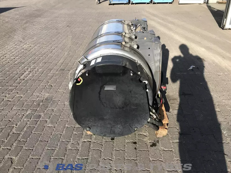 Volvo  - Degvielas tvertne - Kravas automašīna: foto 2 Volvo  - Degvielas tvertne - Kravas automašīna: foto 2