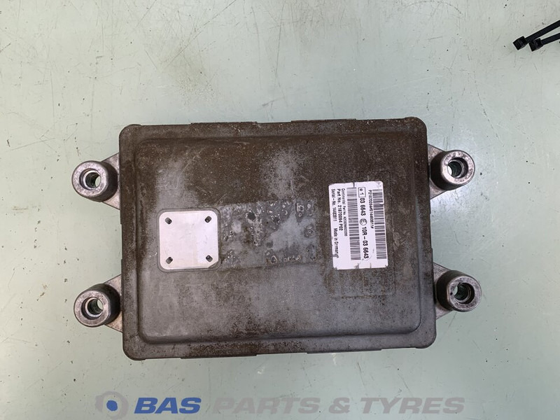 Volvo  - Elektroniskais vadības bloks (ECU) - Kravas automašīna: foto 1 Volvo  - Elektroniskais vadības bloks (ECU) - Kravas automašīna: foto 1