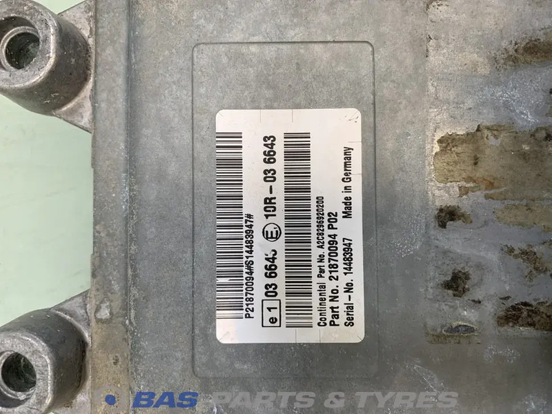 Volvo  - Elektroniskais vadības bloks (ECU) - Kravas automašīna: foto 3 Volvo  - Elektroniskais vadības bloks (ECU) - Kravas automašīna: foto 3