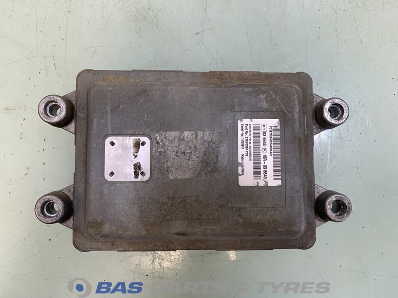 Volvo  - Elektroniskais vadības bloks (ECU) - Kravas automašīna: foto 1 Volvo  - Elektroniskais vadības bloks (ECU) - Kravas automašīna: foto 1