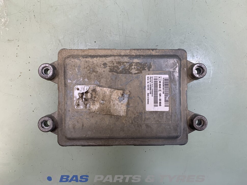 Volvo  - Elektroniskais vadības bloks (ECU) - Kravas automašīna: foto 1 Volvo  - Elektroniskais vadības bloks (ECU) - Kravas automašīna: foto 1