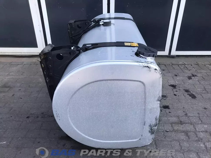 Volvo - Degvielas tvertne - Kravas automašīna: foto 3 Volvo - Degvielas tvertne - Kravas automašīna: foto 3