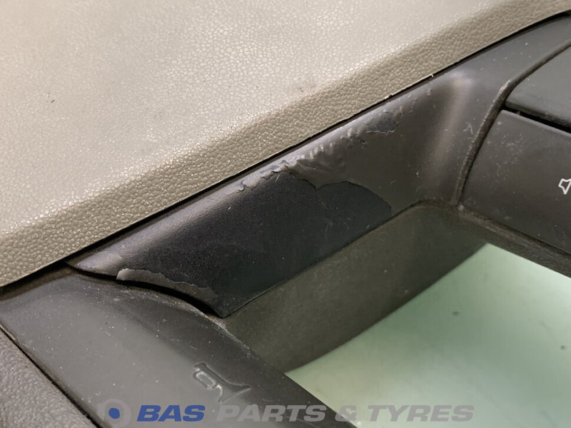 Volvo Stuurwiel Volvo 82321333 - Stūre - Kravas automašīna: foto 3 Volvo Stuurwiel Volvo 82321333 - Stūre - Kravas automašīna: foto 3