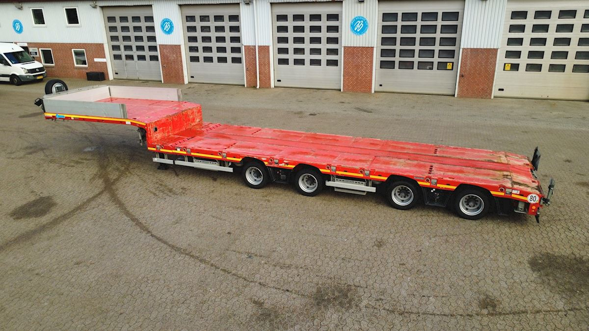 Goldhofer STN-L 4 Stepstar - Bortu puspiekabe/ Platforma: foto 2 Goldhofer STN-L 4 Stepstar - Bortu puspiekabe/ Platforma: foto 2