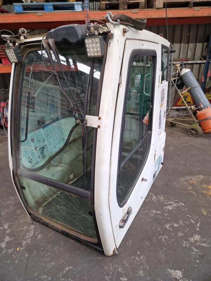 CABINA PARA LIEBHERR A904C - Kabīne - Ekskavators: foto 1 CABINA PARA LIEBHERR A904C - Kabīne - Ekskavators: foto 1