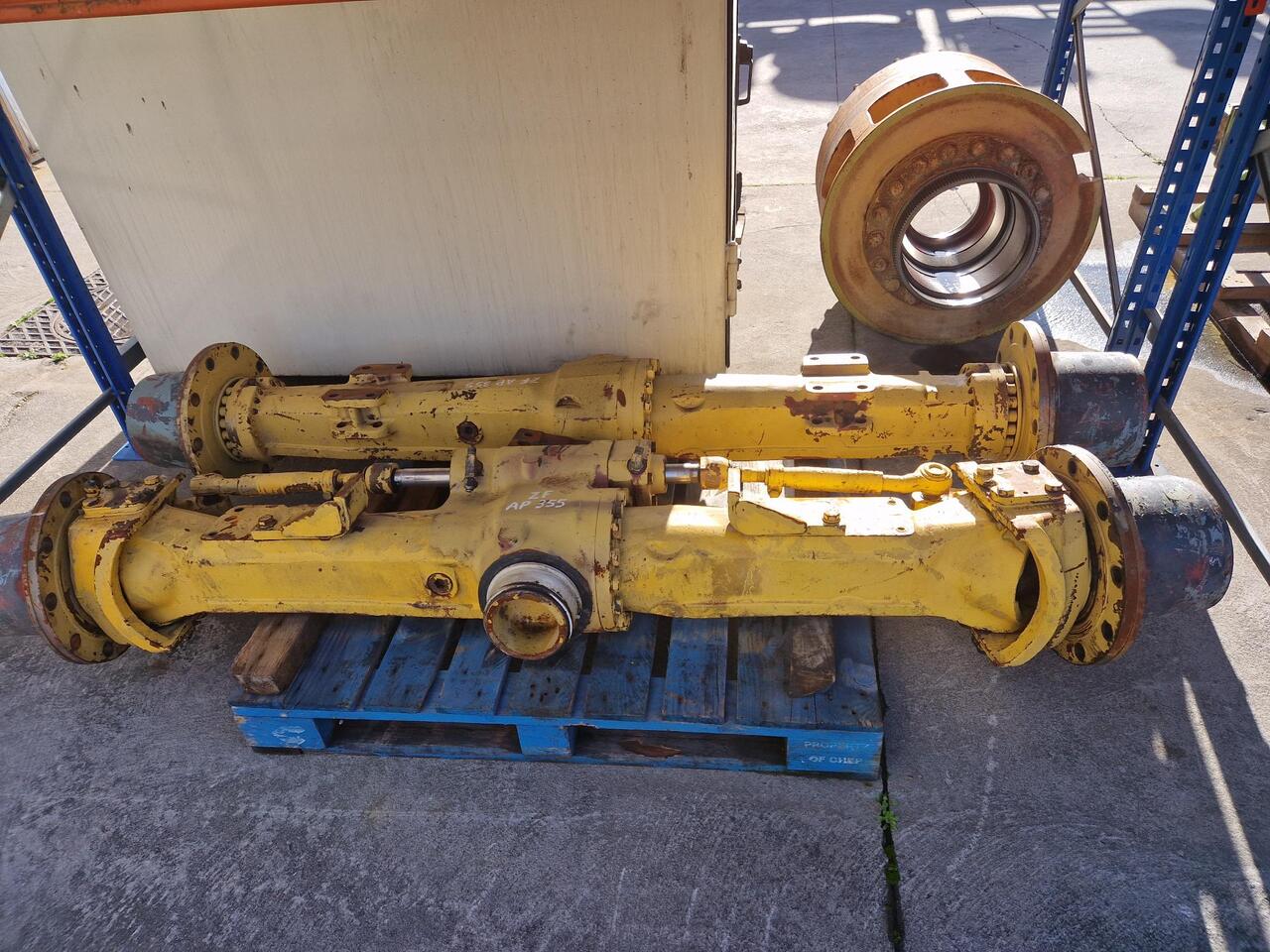 Eje ZF AP355 - Asis un rezerves daļas - Celtniecības tehnika: foto 1 Eje ZF AP355 - Asis un rezerves daļas - Celtniecības tehnika: foto 1