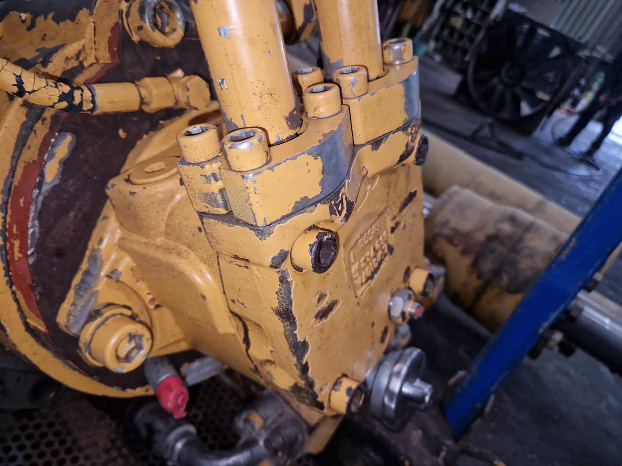 MOTOR DE GIRO FMF090 R944 - Hidrauliskais motors - Celtniecības tehnika: foto 2 MOTOR DE GIRO FMF090 R944 - Hidrauliskais motors - Celtniecības tehnika: foto 2