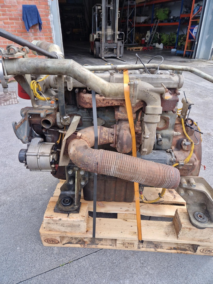 MOTOR LIEBHERR D924TIE 145 KW - Dzinējs - Celtniecības tehnika: foto 3 MOTOR LIEBHERR D924TIE 145 KW - Dzinējs - Celtniecības tehnika: foto 3