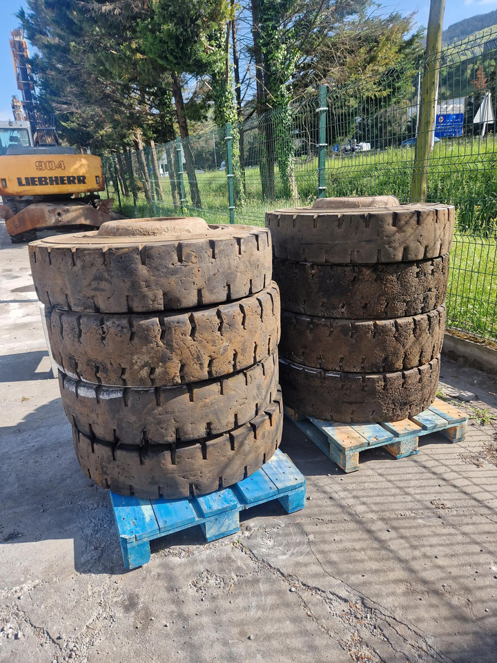 RUEDAS MACIZAS 12.00R20 - Ritenis - Celtniecības tehnika: foto 3 RUEDAS MACIZAS 12.00R20 - Ritenis - Celtniecības tehnika: foto 3