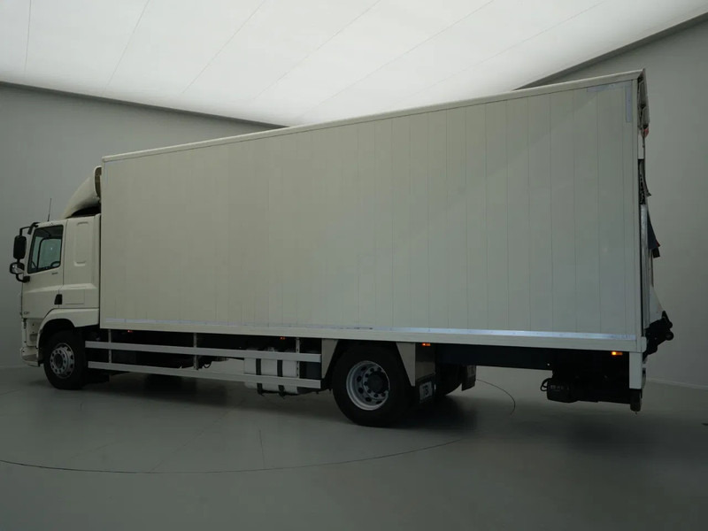 DAF CF 300 FA Sleeping Cab, New APK, Full Tank, New Tacho, 2t Laadklep - Kravas automašīna ar slēgto virsbūvi: foto 4 DAF CF 300 FA Sleeping Cab, New APK, Full Tank, New Tacho, 2t Laadklep - Kravas automašīna ar slēgto virsbūvi: foto 4