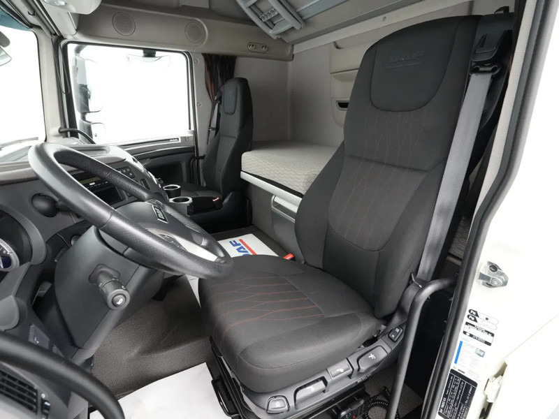 Vilcējs DAF XF 480 FT Super Space Cab: foto 14