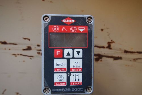 Kombinētā sējmašīna Agregat uprawowo-siewny Kuhn Kuhn HRB302D I INTEGRA 3000 2002 Brona wirowa + siewnik KUHN agregat uprawowo-siewny 3m: foto 13 Kombinētā sējmašīna Agregat uprawowo-siewny Kuhn Kuhn HRB302D I INTEGRA 3000 2002 Brona wirowa + siewnik KUHN agregat uprawowo-siewny 3m: foto 13