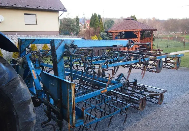 Agregat uprawowy Rabe Werk szerokość robocza 4,7m - Augsnes apstrādes tehnika: foto 4 Agregat uprawowy Rabe Werk szerokość robocza 4,7m - Augsnes apstrādes tehnika: foto 4