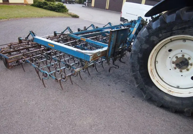Agregat uprawowy Rabe Werk szerokość robocza 4,7m - Augsnes apstrādes tehnika: foto 3 Agregat uprawowy Rabe Werk szerokość robocza 4,7m - Augsnes apstrādes tehnika: foto 3