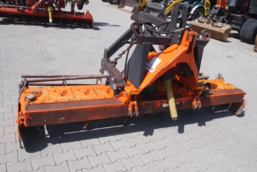 Agregat uprawowy brona aktywna Maschio 300 1998 - Vertikālā augsnes frēze: foto 1 Agregat uprawowy brona aktywna Maschio 300 1998 - Vertikālā augsnes frēze: foto 1