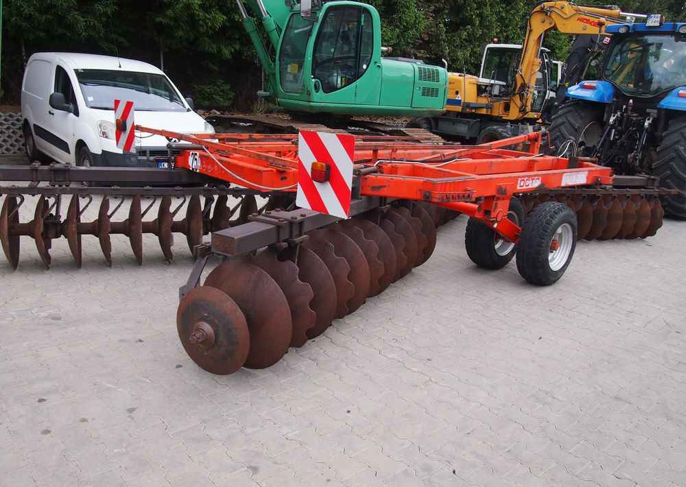 Brona talerzowa GOLZ 5m - Disku ecēša: foto 3 Brona talerzowa GOLZ 5m - Disku ecēša: foto 3