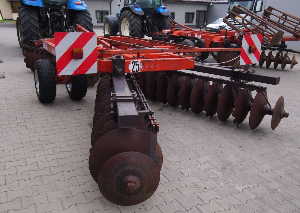 Brona talerzowa GOLZ 5m - Disku ecēša: foto 2 Brona talerzowa GOLZ 5m - Disku ecēša: foto 2