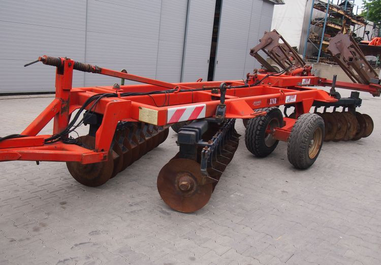 Brona talerzowa GREGOIRE-BESSON talerzówka 3,5m Brona talerzowa 3,5m z wałem - Disku ecēša: foto 2 Brona talerzowa GREGOIRE-BESSON talerzówka 3,5m Brona talerzowa 3,5m z wałem - Disku ecēša: foto 2