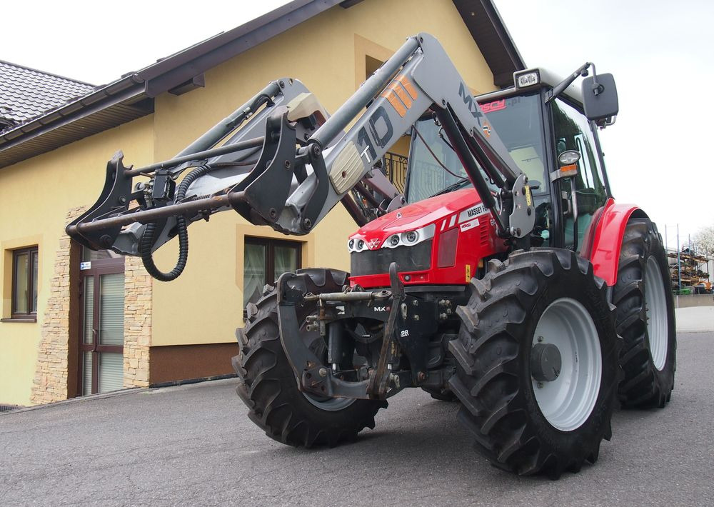 Ciągnik Massey Ferguson MF 6455 Dyna6 2013 Ciągnik rolniczy Massey Ferguson z Ładowaczem i TUZ-em - Traktors: foto 4 Ciągnik Massey Ferguson MF 6455 Dyna6 2013 Ciągnik rolniczy Massey Ferguson z Ładowaczem i TUZ-em - Traktors: foto 4