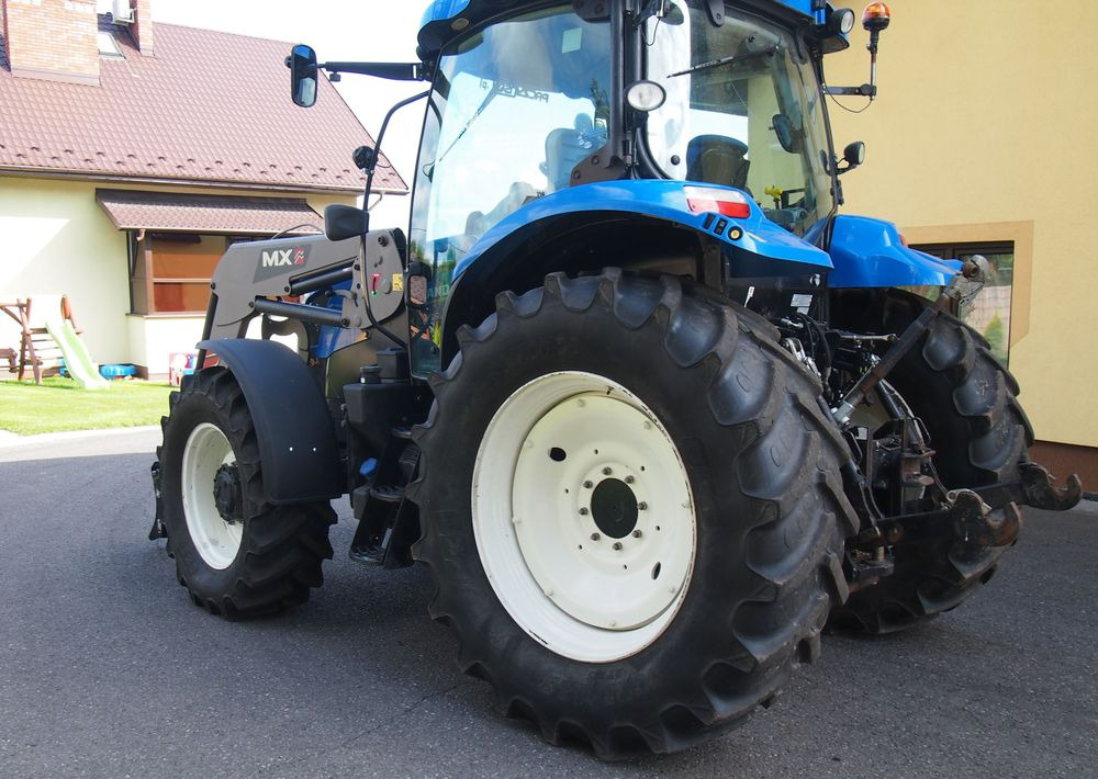Ciągnik New Holland NH T6.140 2016 New Holland z Ładowaczem czołowym TUR - Traktors: foto 4 Ciągnik New Holland NH T6.140 2016 New Holland z Ładowaczem czołowym TUR - Traktors: foto 4