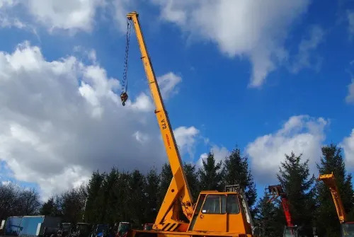 Dźwig Demag V72 1991 Dźwig żuraw Demag V72 12T 13m - Autoceltnis: foto 1 Dźwig Demag V72 1991 Dźwig żuraw Demag V72 12T 13m - Autoceltnis: foto 1