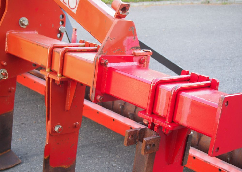 Głębosz Demblon 2008 - Dziļirdinātājs: foto 5 Głębosz Demblon 2008 - Dziļirdinātājs: foto 5