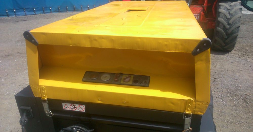 Kompresor Atlas Copco Atlas copco XAS 97 2015 Kompresor sprężarka śrubowa+ agregat prądotwórczy 12KVA - Gaisa kompresors: foto 5 Kompresor Atlas Copco Atlas copco XAS 97 2015 Kompresor sprężarka śrubowa+ agregat prądotwórczy 12KVA - Gaisa kompresors: foto 5