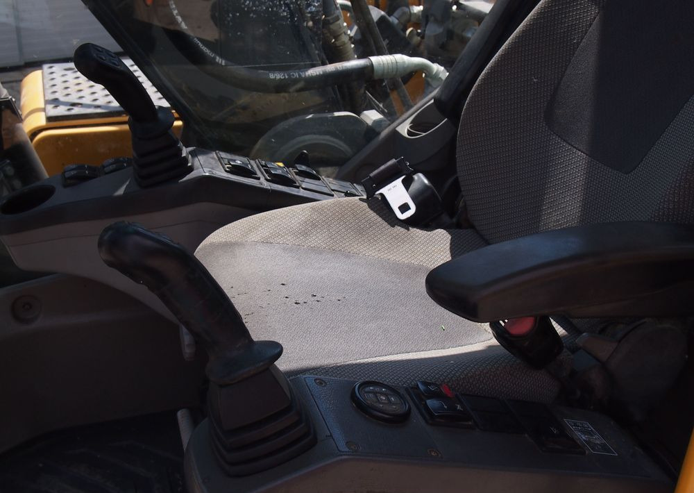 Koparka gąsienicowa Volvo EC180CL 2008 KOPARKA VOLVO - Kāpurķēžu ekskavators: foto 4 Koparka gąsienicowa Volvo EC180CL 2008 KOPARKA VOLVO - Kāpurķēžu ekskavators: foto 4