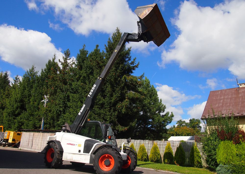 Teleskopiskais iekrāvējs Ładowarka teleskopowa Bobcat T2556 2005 Ładowarka teleskopowa BOBCAT: foto 20