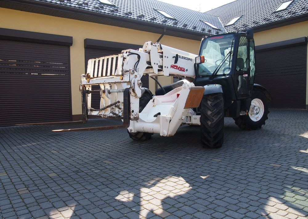 Ładowarka teleskopowa JCB JCB 535-125 2007 Ładowarka teleskopowa 12,5m - Teleskopiskais iekrāvējs: foto 1 Ładowarka teleskopowa JCB JCB 535-125 2007 Ładowarka teleskopowa 12,5m - Teleskopiskais iekrāvējs: foto 1