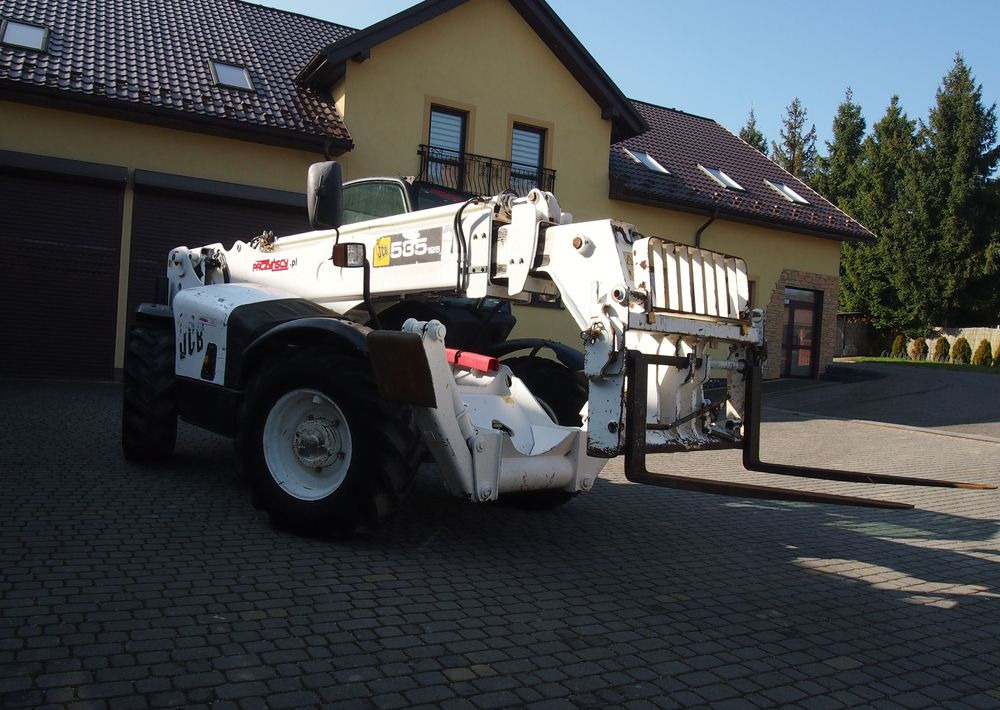 Ładowarka teleskopowa JCB JCB 535-125 2007 Ładowarka teleskopowa 12,5m - Teleskopiskais iekrāvējs: foto 4 Ładowarka teleskopowa JCB JCB 535-125 2007 Ładowarka teleskopowa 12,5m - Teleskopiskais iekrāvējs: foto 4